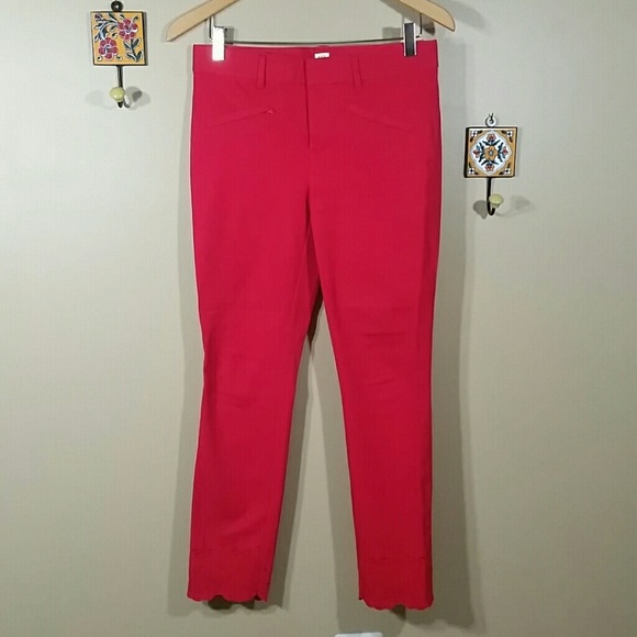 GAP Pants - GAP coral skinny ankle pants with details